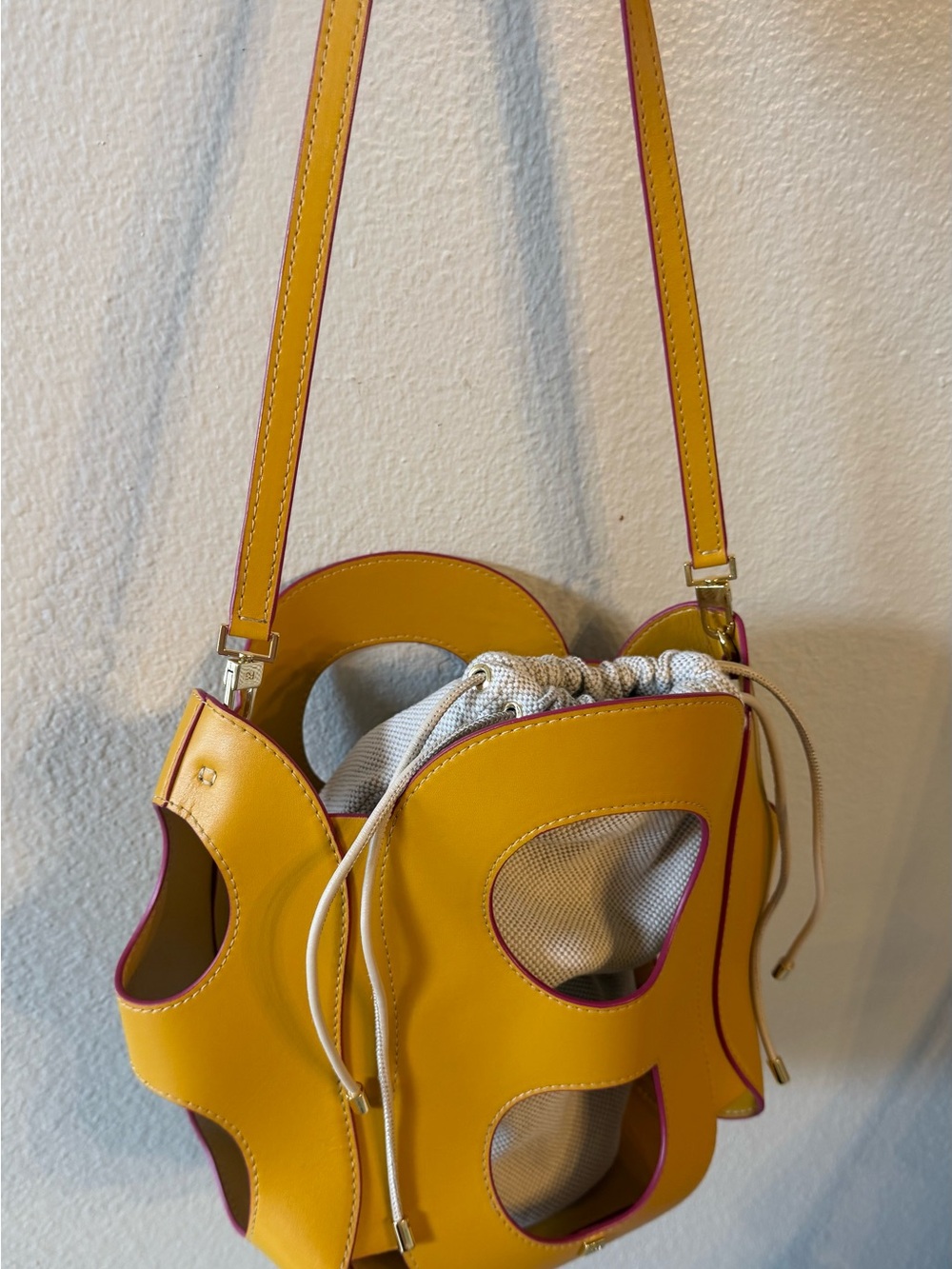 Purificacion Garcia Yellow Leather Drawstring Bucket Shoulder Bag with Pink Trim - Picture 2 of 7